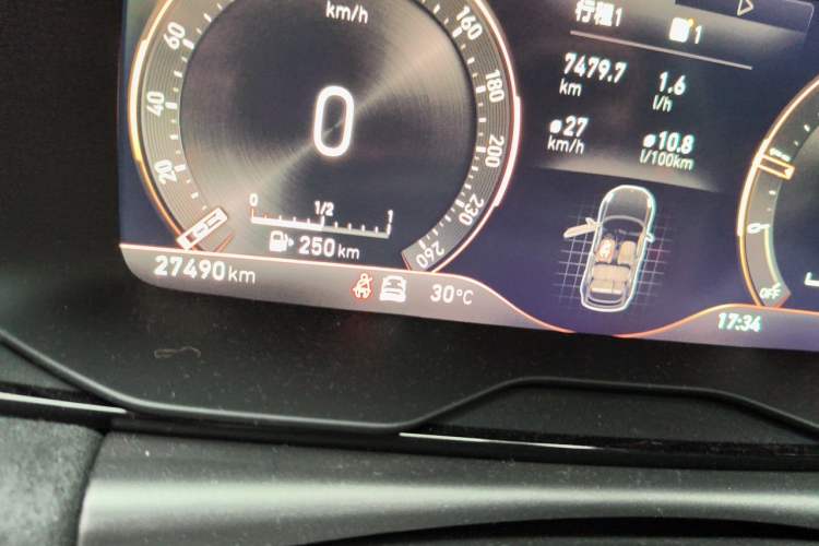 Used Lynk & Co 02 Hatchback 2021 2.0TD Halo Odometer Close Up
