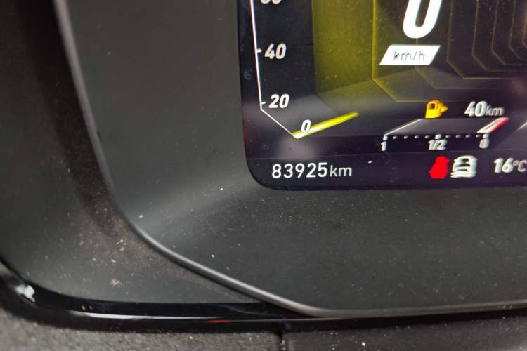 Used Lynk & Co 02 Hatchback 2021 2.0TD Halo Odometer Close Up