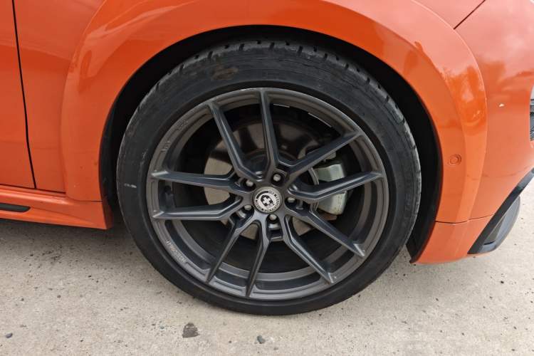 Used Lynk & Co 02 Hatchback 2021 2.0TD Halo Right Front Wheel Hub