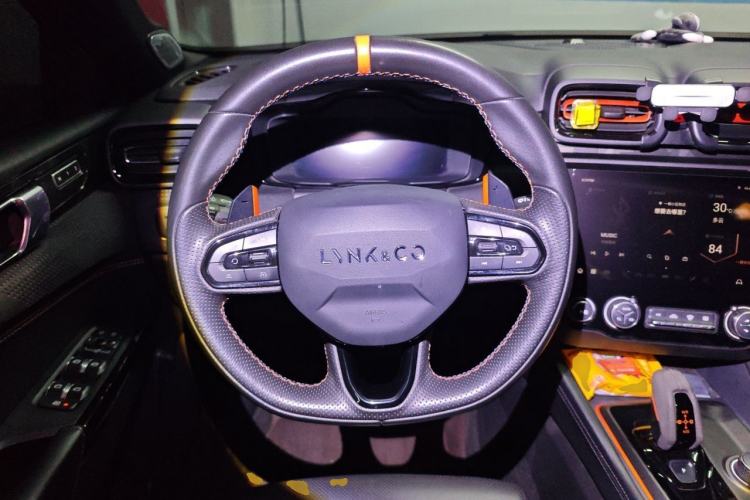 Used Lynk & Co 02 Hatchback 2021 2.0TD Halo Steering Wheel