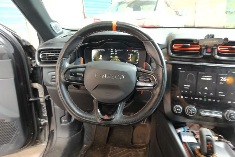 Used Lynk & Co 02 Hatchback 2021 2.0TD Halo Driving Control Kit Edition Steering Wheel