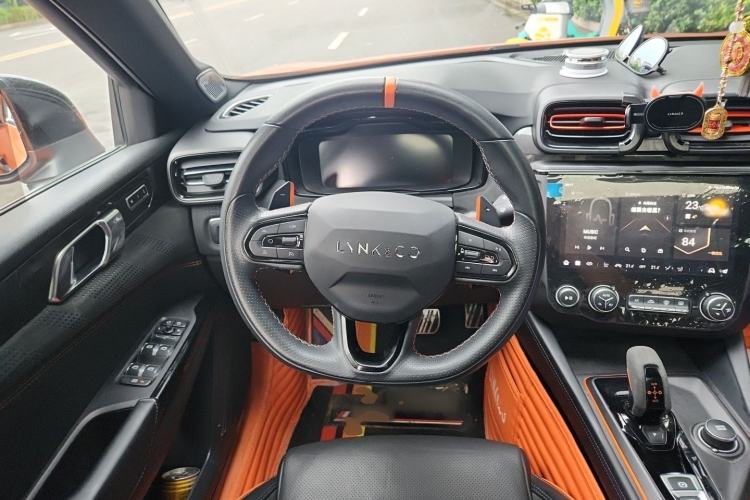 Used Lynk & Co 02 Hatchback 2021 2.0TD Halo Driving Control Kit Edition Steering Wheel
