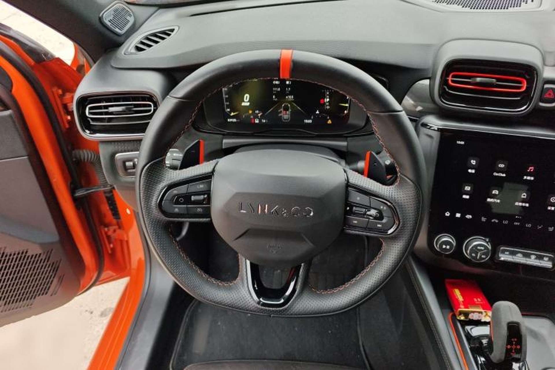 Used Lynk & Co 02 Hatchback 2021 2.0TD Halo Steering Wheel