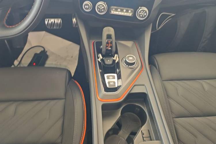 Used Lynk & Co 02 Hatchback 2021 2.0TD Halo Gear Lever