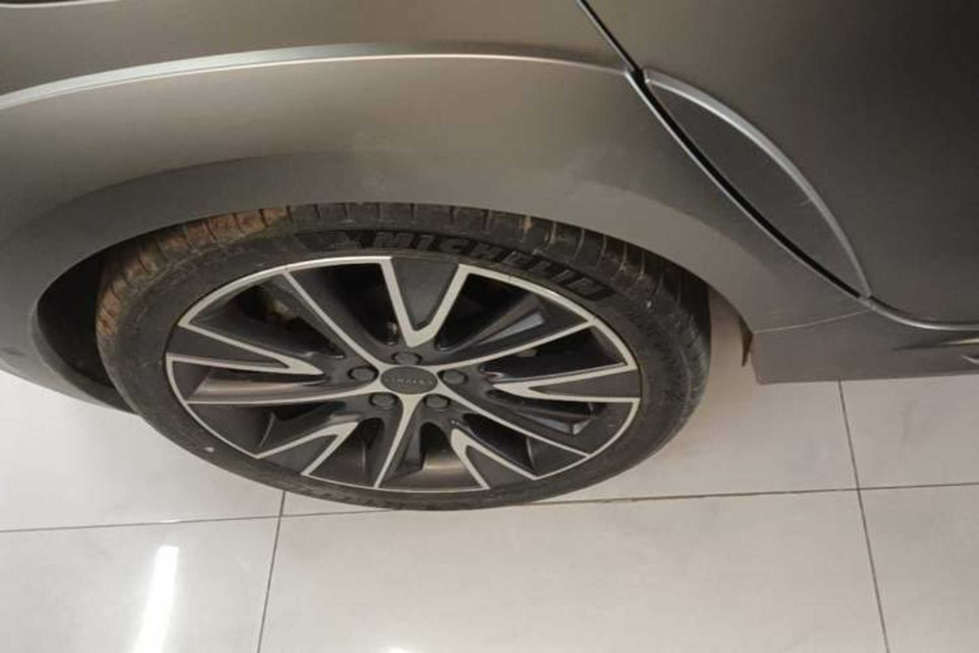 Used Lynk & Co 02 Hatchback 2021 2.0TD Halo Right Rear Wheel Hub