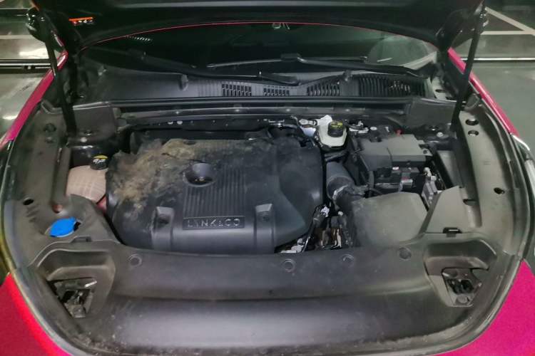 Used Lynk & Co 02 Hatchback 2021 2.0TD Halo Engine Bay