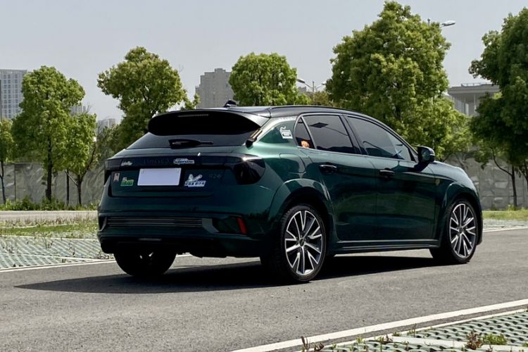 Used Lynk & Co 02 Hatchback 2021 2.0TD Halo Exterior 5