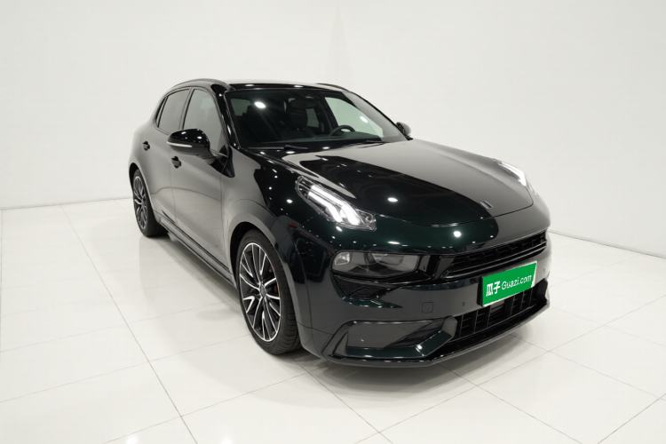 Used Lynk & Co 02 Hatchback 2021 2.0TD Halo Front Right 45 Deg