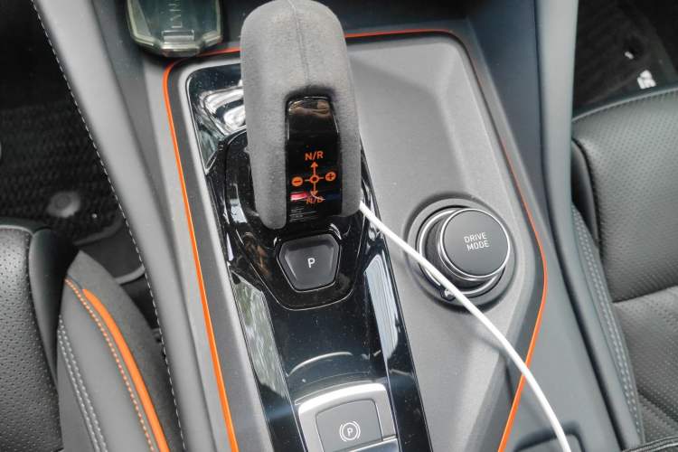 Used Lynk & Co 02 Hatchback 2021 2.0TD Halo Gear Lever