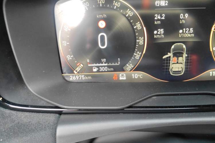 Used Lynk & Co 02 Hatchback 2021 2.0TD Halo Odometer Close Up