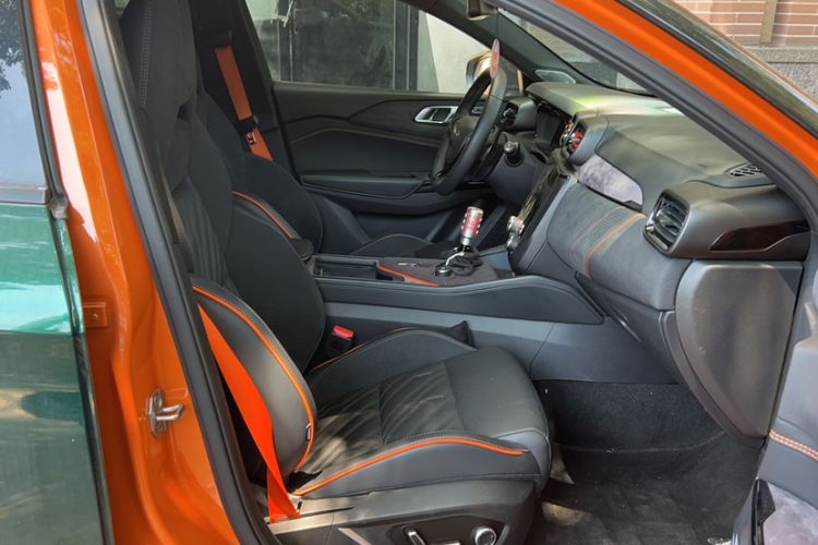 Used Lynk & Co 02 Hatchback 2021 2.0TD Halo Right Front Seat