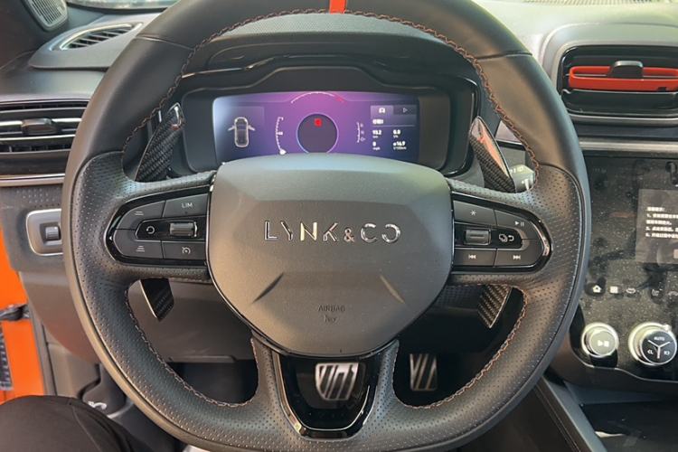 Used Lynk & Co 02 Hatchback 2021 2.0TD Halo Steering Wheel