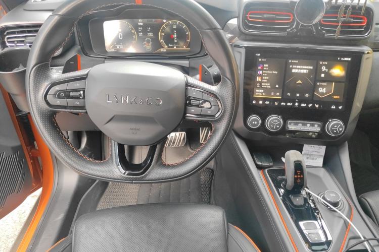 Used Lynk & Co 02 Hatchback 2021 2.0TD Halo Steering Wheel