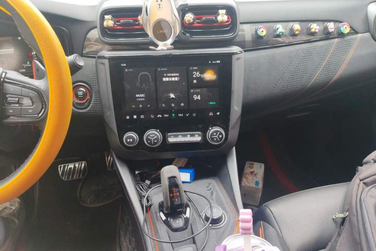 Used Lynk & Co 02 Hatchback 2021 2.0TD Halo Driving Control Kit Edition Audio And AC Panel