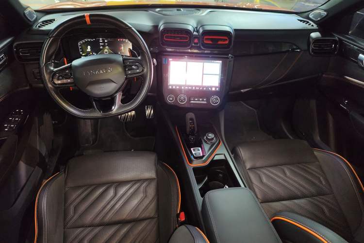 Used Lynk & Co 02 Hatchback 2021 2.0TD Halo Audio And AC Panel