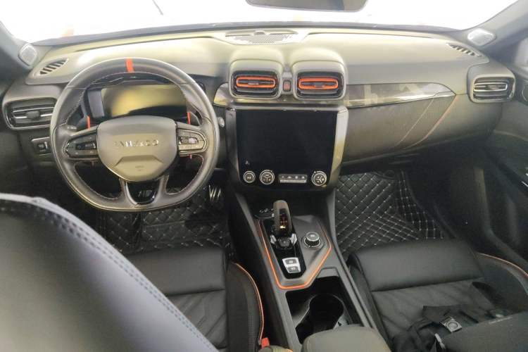 Used Lynk & Co 02 Hatchback 2021 2.0TD Halo Center Console