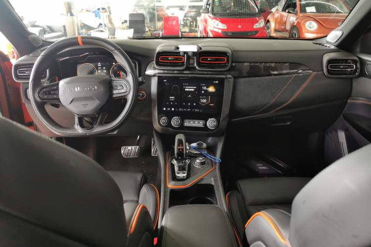 Used Lynk & Co 02 Hatchback 2021 2.0TD Halo Center Console
