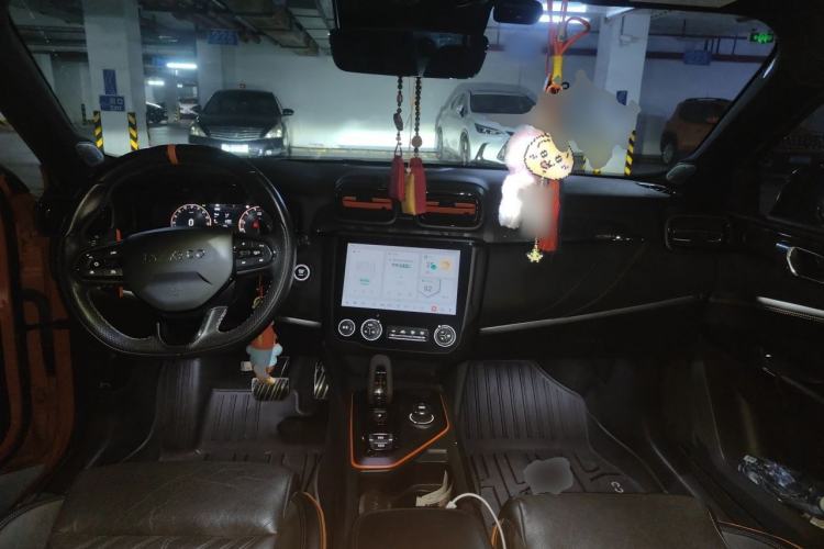 Used Lynk & Co 02 Hatchback 2021 2.0TD Halo Center Console