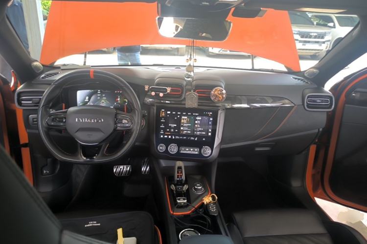 Used Lynk & Co 02 Hatchback 2021 2.0TD Halo Center Console