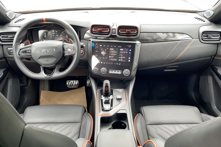 Used Lynk & Co 02 Hatchback 2021 2.0TD Halo Center Console