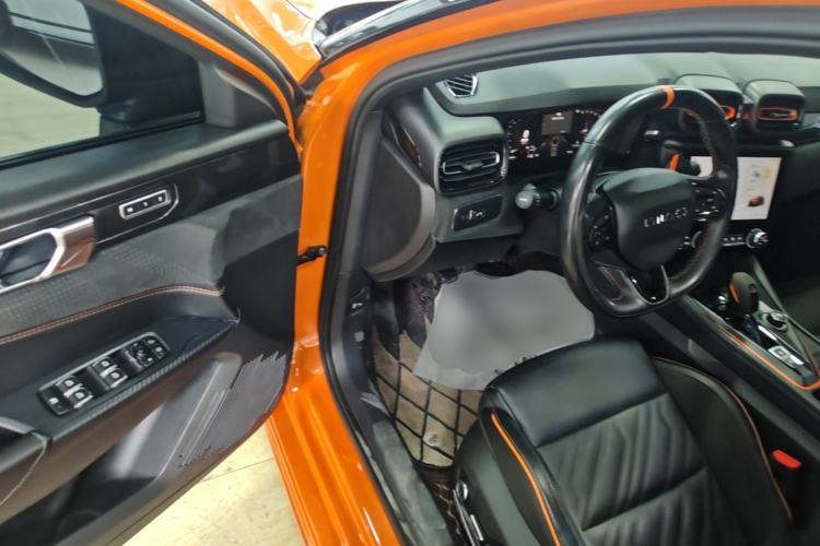 Used Lynk & Co 02 Hatchback 2021 2.0TD Halo Driver Seat