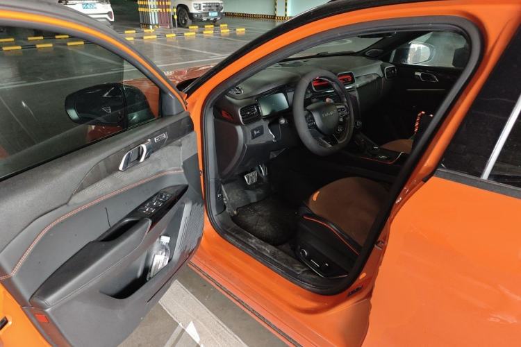 Used Lynk & Co 02 Hatchback 2021 2.0TD Halo Driver Seat