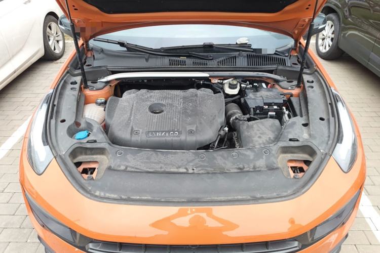 Used Lynk & Co 02 Hatchback 2021 2.0TD Halo Driving Control Kit Edition Engine Bay
