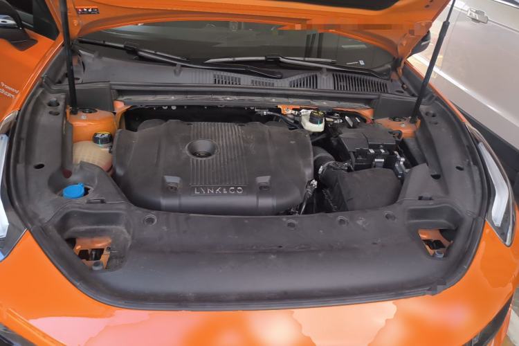 Used Lynk & Co 02 Hatchback 2021 2.0TD Halo Engine Bay