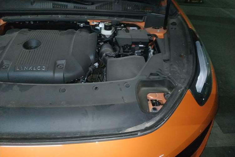 Used Lynk & Co 02 Hatchback 2021 2.0TD Halo Engine Bay Left