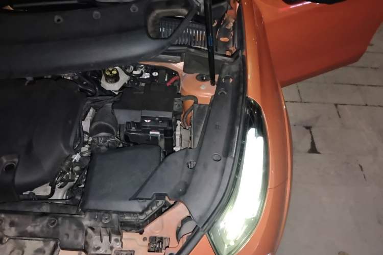 Used Lynk & Co 02 Hatchback 2021 2.0TD Halo Engine Bay Left