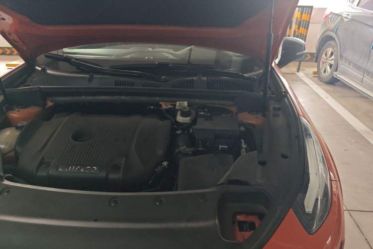 Used Lynk & Co 02 Hatchback 2021 2.0TD Halo Engine Bay Left