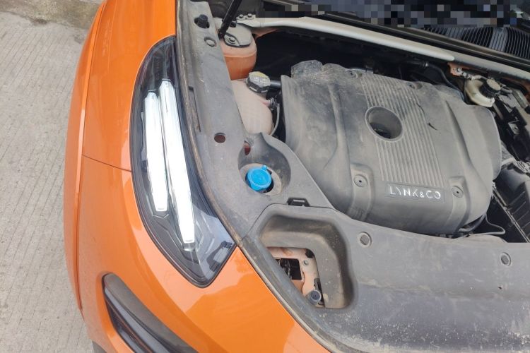 Used Lynk & Co 02 Hatchback 2021 2.0TD Halo Driving Control Kit Edition Engine Bay Right