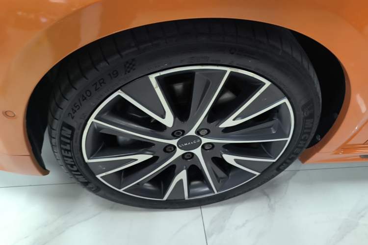 Used Lynk & Co 02 Hatchback 2021 2.0TD Halo Exterior 4