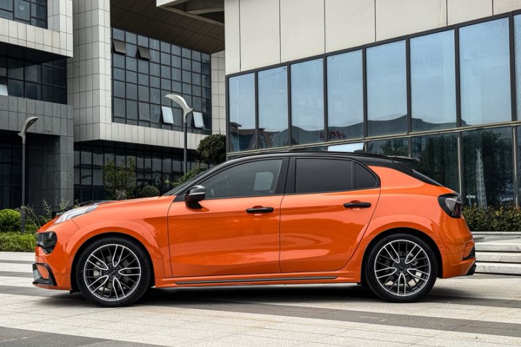 Used Lynk & Co 02 Hatchback 2021 2.0TD Halo Driving Control Kit Edition Exterior 6