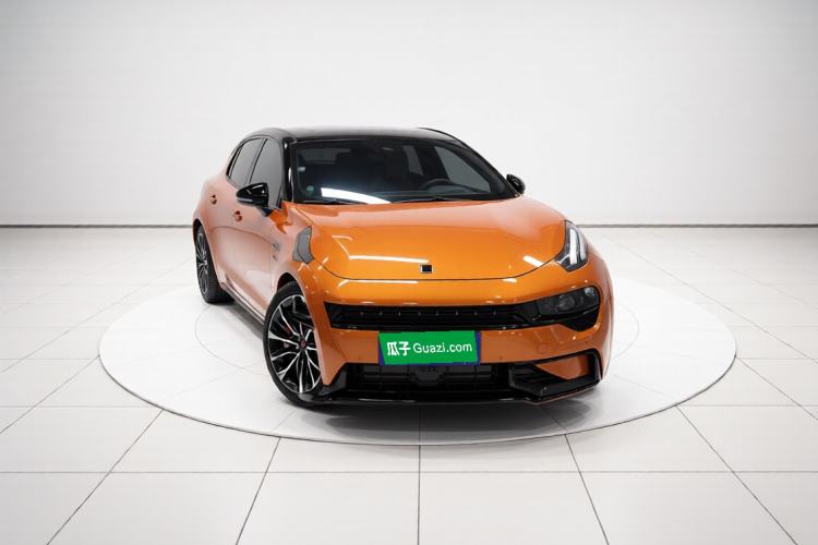 Used Lynk & Co 02 Hatchback 2021 2.0TD Halo Front Right 45 Deg