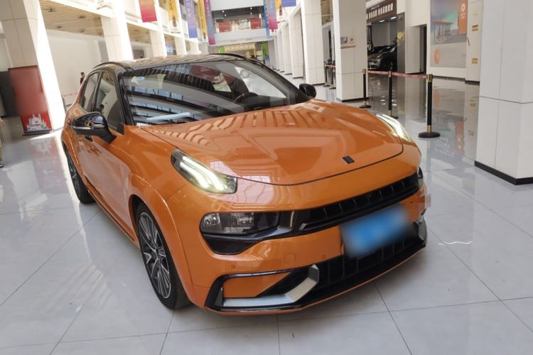 Used Lynk & Co 02 Hatchback 2021 2.0TD Halo Front Right 45 Deg