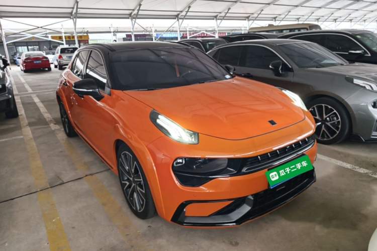 Used Lynk & Co 02 Hatchback 2021 2.0TD Halo Front Right 45 Deg