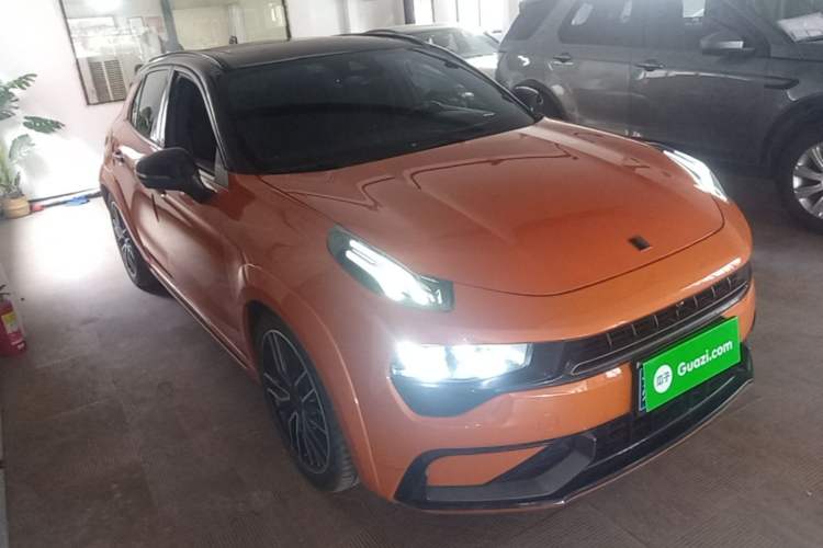 Used Lynk & Co 02 Hatchback 2021 2.0TD Halo Driving Control Kit Edition Front Right 45 Deg