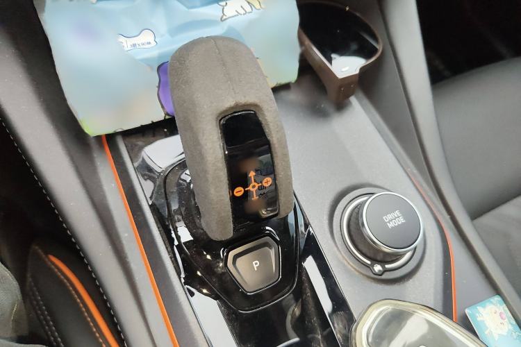 Used Lynk & Co 02 Hatchback 2021 2.0TD Halo Driving Control Kit Edition Gear Lever
