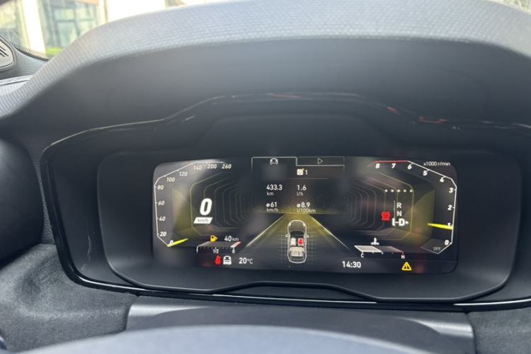 Used Lynk & Co 02 Hatchback 2021 2.0TD Halo Driving Control Kit Edition Instrument Cluster