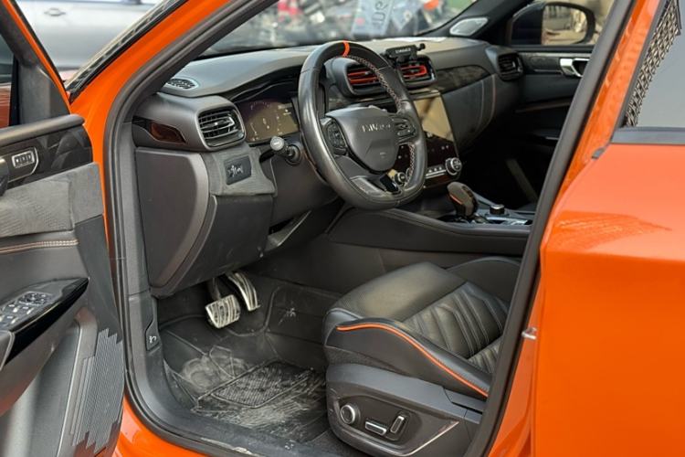 Used Lynk & Co 02 Hatchback 2021 2.0TD Halo Interior 1