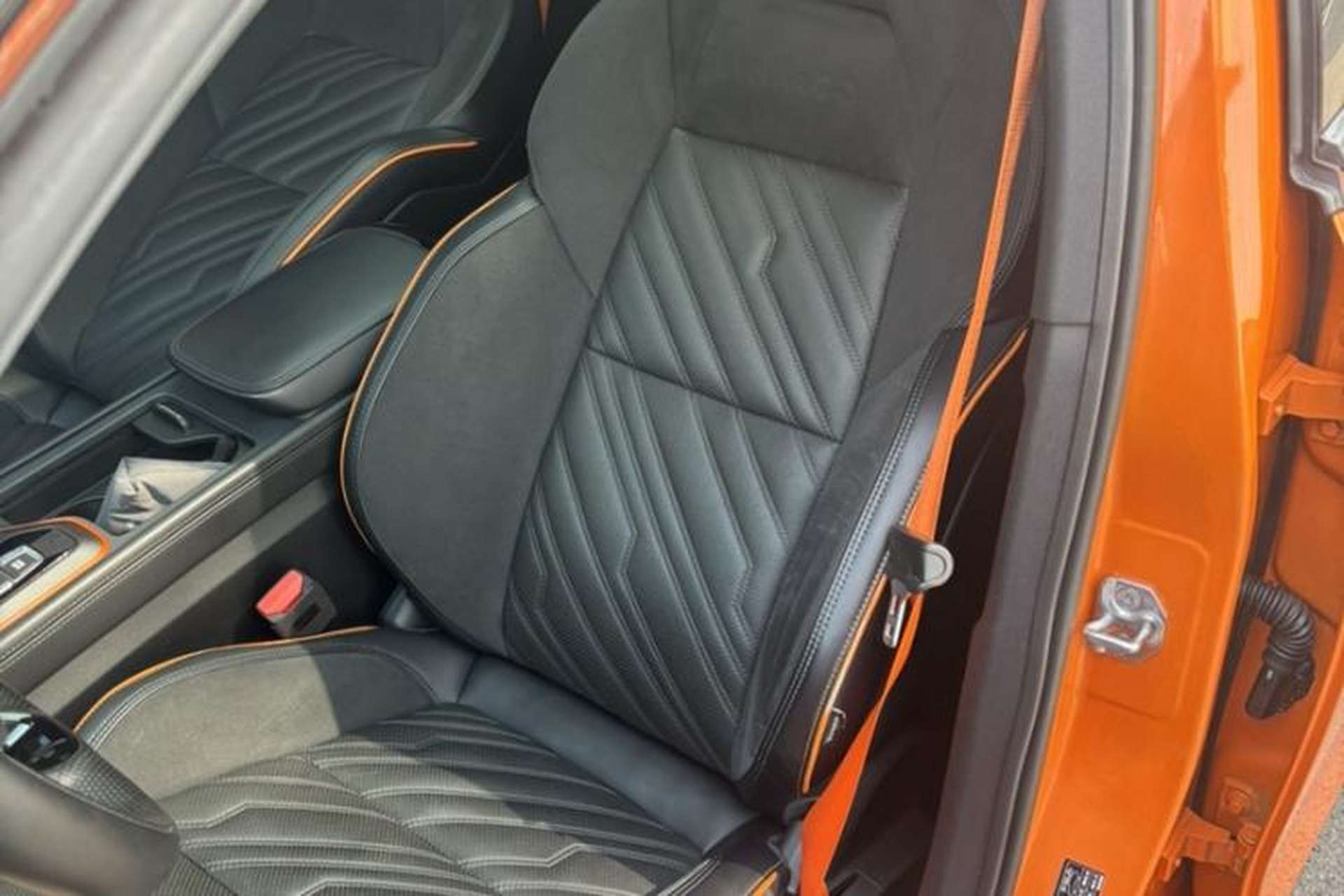 Used Lynk & Co 02 Hatchback 2021 2.0TD Halo Driving Control Kit Edition Interior 1
