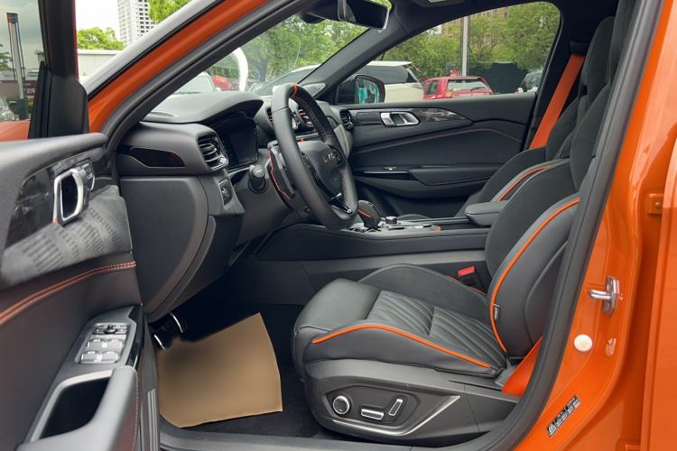 Used Lynk & Co 02 Hatchback 2021 2.0TD Halo Interior 1