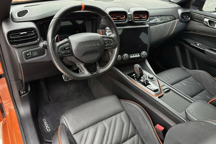 Used Lynk & Co 02 Hatchback 2021 2.0TD Halo Driving Control Kit Edition Interior 2