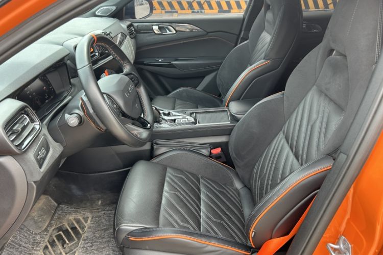 Used Lynk & Co 02 Hatchback 2021 2.0TD Halo Driving Control Kit Edition Interior 3