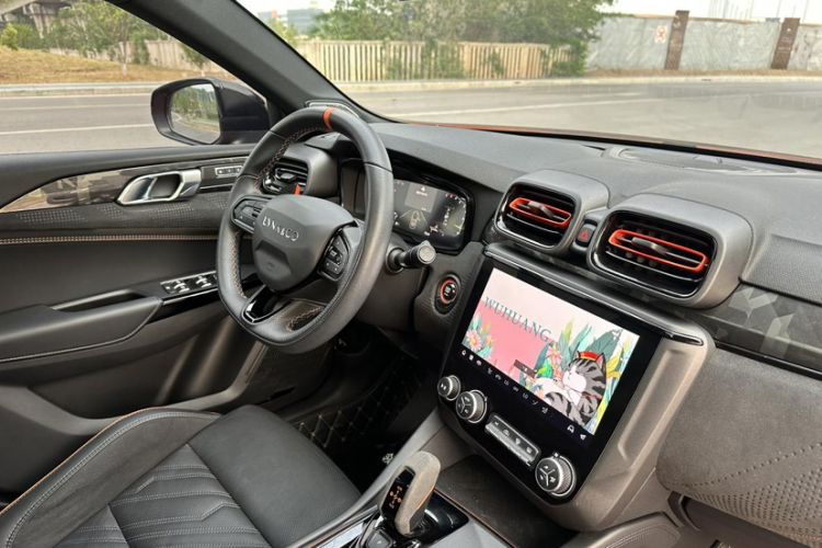 Used Lynk & Co 02 Hatchback 2021 2.0TD Halo Interior 7