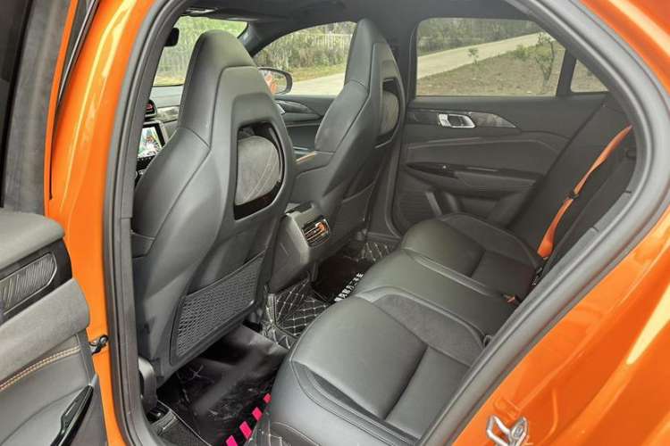 Used Lynk & Co 02 Hatchback 2021 2.0TD Halo Interior 8