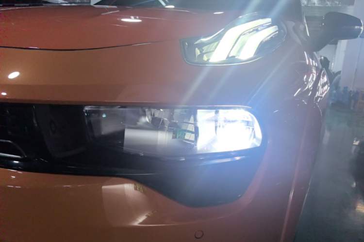 Used Lynk & Co 02 Hatchback 2021 2.0TD Halo Driving Control Kit Edition Left Front Headlight
