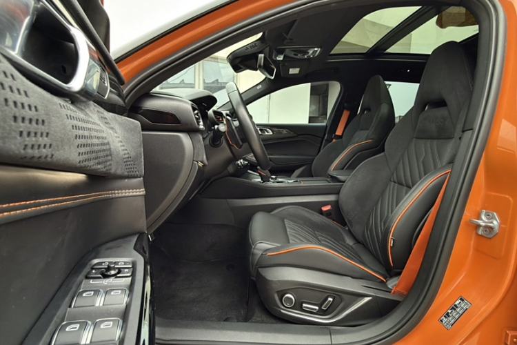 Used Lynk & Co 02 Hatchback 2021 2.0TD Halo Driving Control Kit Edition Left Front Seat