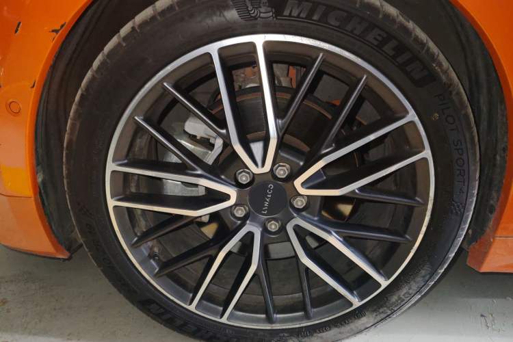 Used Lynk & Co 02 Hatchback 2021 2.0TD Halo Driving Control Kit Edition Left Front Wheel Hub